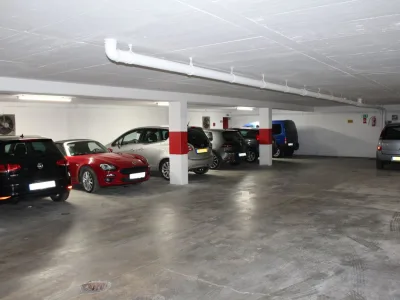 Flughafen-Parkplatz von ParkenFlughafenDUS (Shuttle-Service) | Freifläche