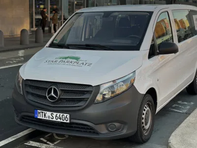 Flughafen-Parkplatz von Star Parkplatz (Shuttle-Service) | Freifläche