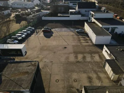 Flughafen-Parkplatz von MAG Parken (Valet-Service) | Freifläche