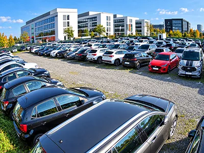 Flughafen-Parkplatz von ParkCool (Shuttle-Service) | Freifläche
