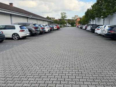Flughafen-Parkplatz von Mein Flughafenparkplatz P2 (Shuttle-Service) | Freifläche