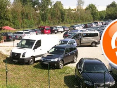 Flughafen-Parkplatz von Park Drive Fly (Shuttle-Service) | Freifläche