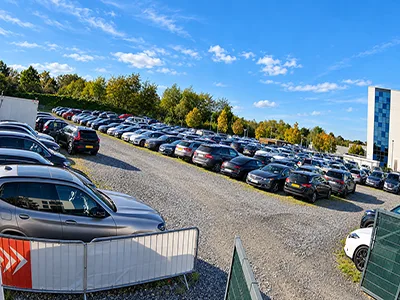 Flughafen-Parkplatz von ParkCool (Shuttle-Service) | Freifläche