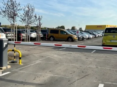 Flughafen-Parkplatz von Flughafen Parkplatz Leipzig (Shuttle-Service) | überdacht